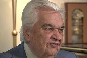 Крилатов помер у віці 85 років