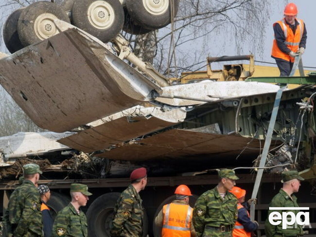 Обломки Ту-154М продолжают иметь статус вещественных доказательств