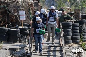 Наблюдатели ОБСЕ зафиксировали присутствие на месте выдачи заявок представителей СМИ