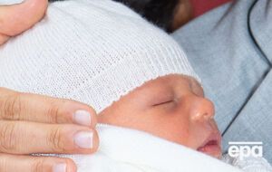 Арчи Харрисон родился 6 мая