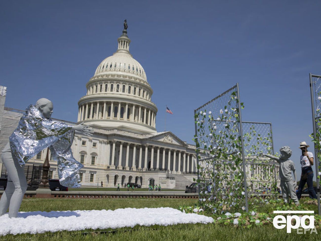 За 10 лет переводы трудовых мигрантов в мире увеличились примерно с $300 млрд до&nbsp;$529 млрд