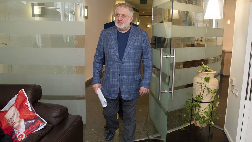 Коломойский: В той конструкции, той системе распределения собственности, материальных благ страна может не выжить