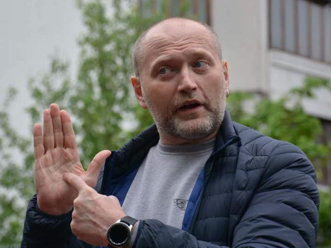 Порошенко підвищив у званні начальника озброєння ЗСУ Шевцова, за якого сталися вибухи на складах у Балаклії, Ічні, Калинівці та Сватові