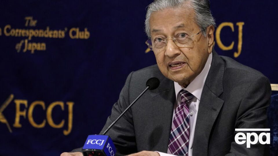 93-летний Мохамад сделал противоречивое заявление о катастрофе самолета Malaysian Airlines