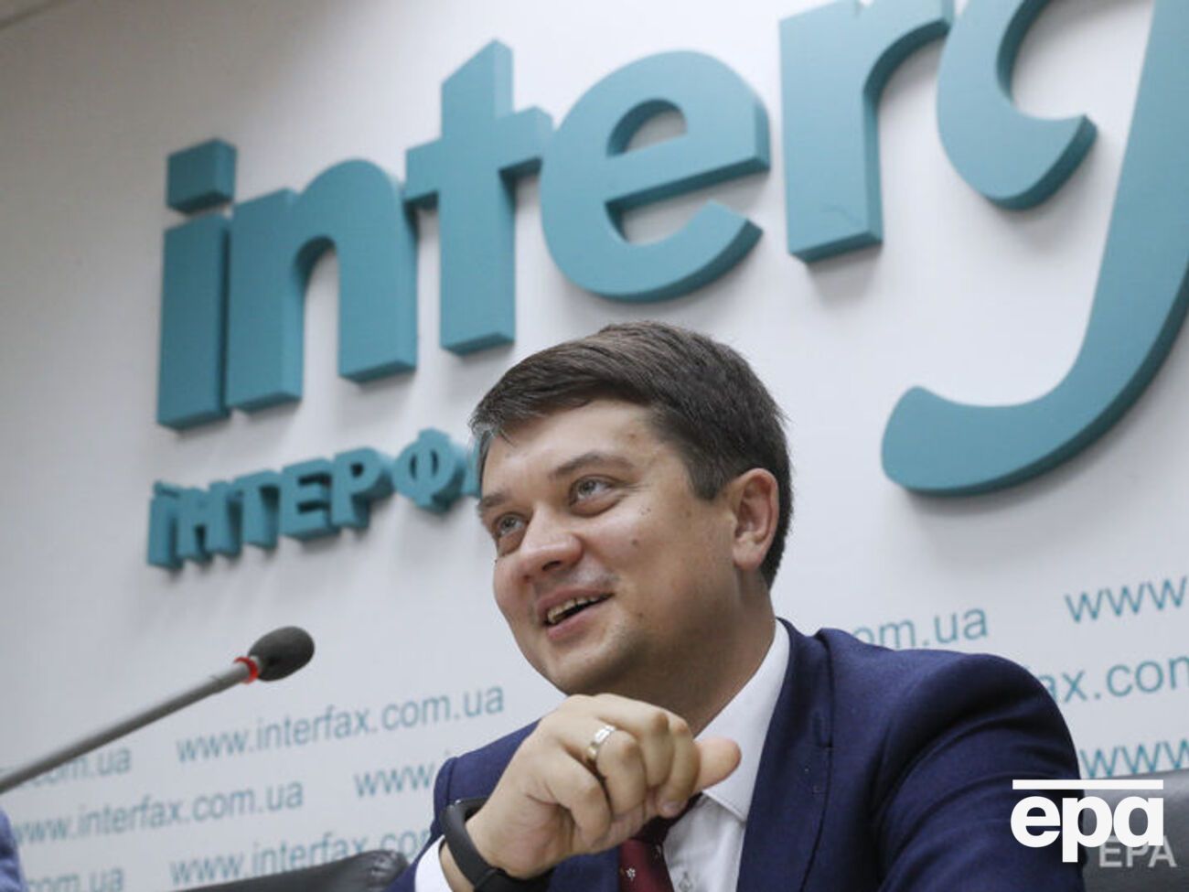 Разумков: Думаю, что партия "Слуга народа" будет расти в той же геометрической прогрессии, в которой росла команда Зеленского начиная с 1 января 2019 года
