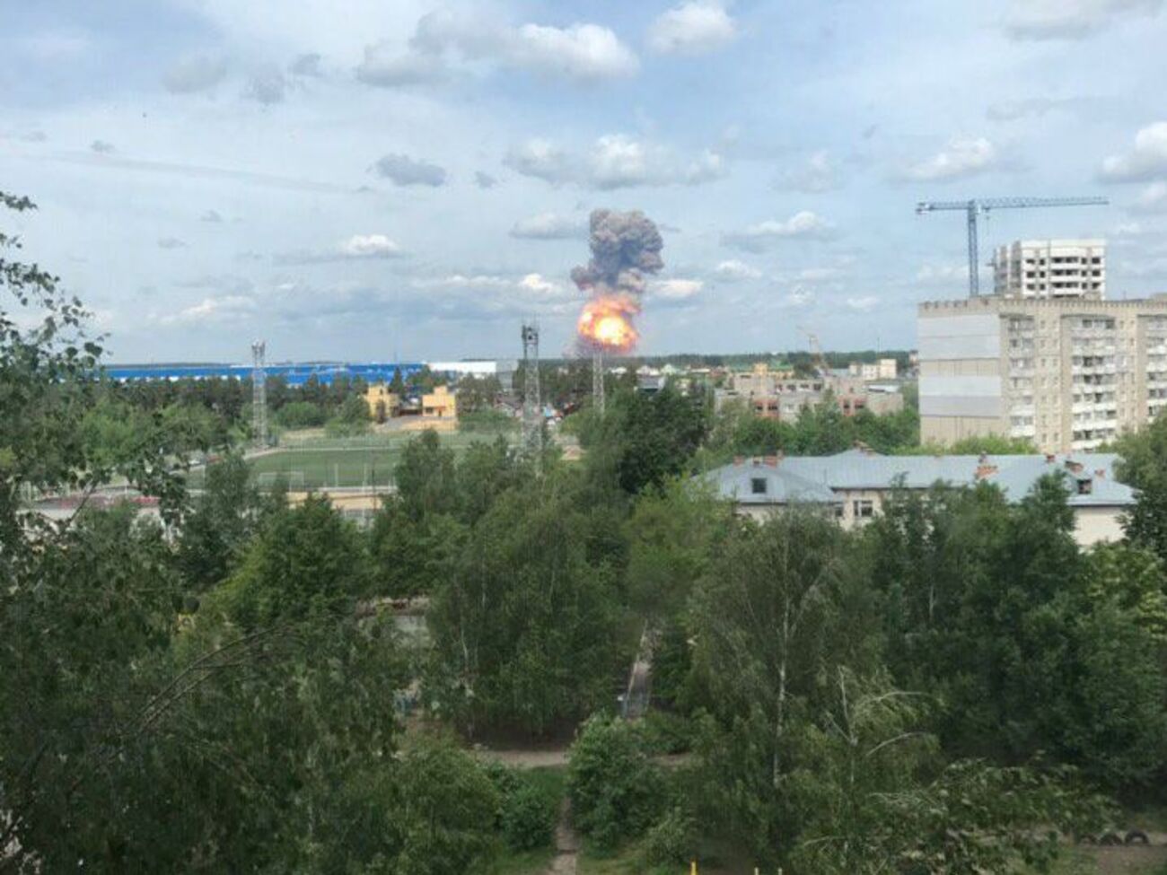 Стовп диму було видно здалеку