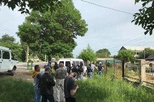 Российские силовики проводят обыски в Крыму по ряду адресов