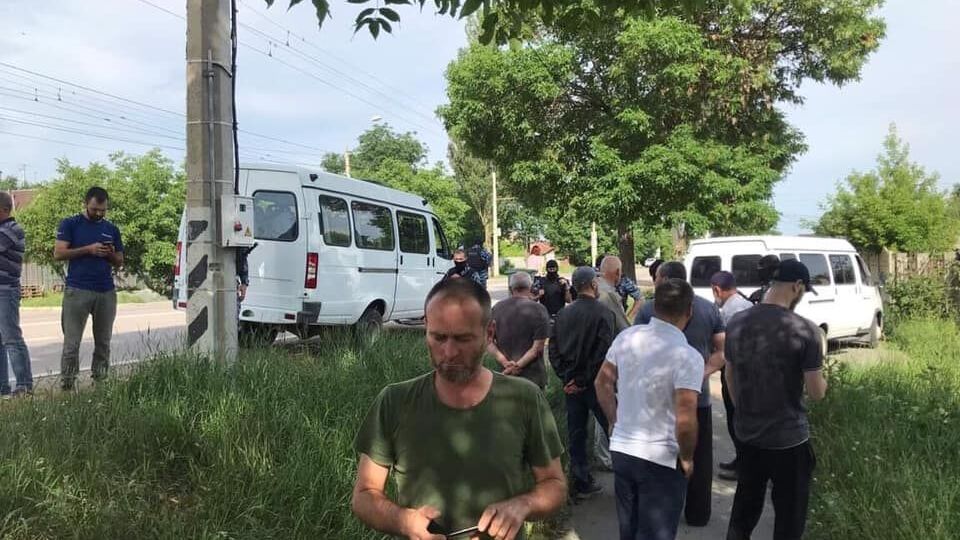 10 червня російські силовики провели низку обшуків у будинках кримських татар