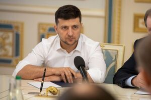 Зеленский отметил, что президент придет на заседание КСУ впервые за 28 лет