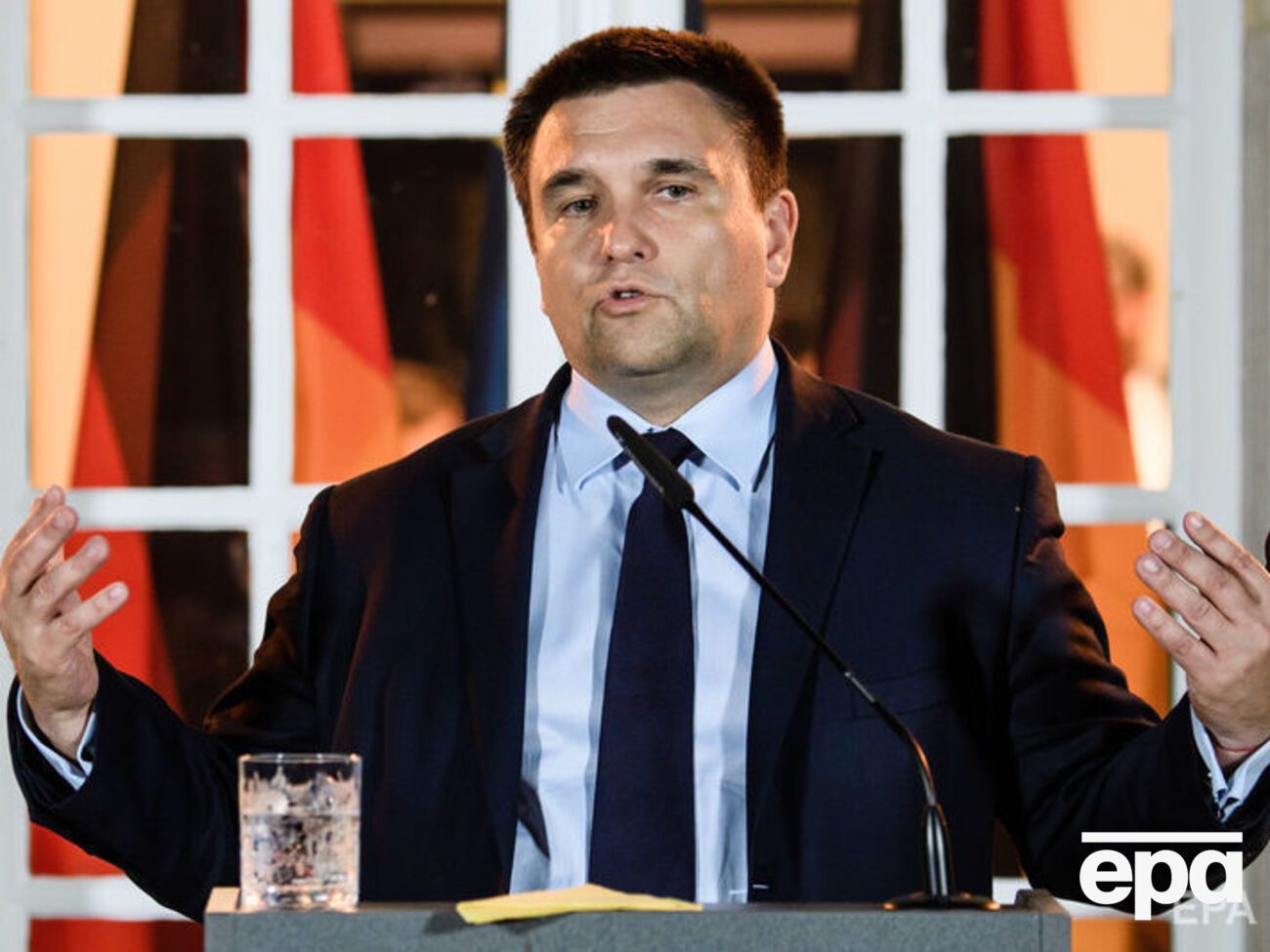 Когда именно могут начаться такие переговоры, глава украинского МИД прогнозировать не стал