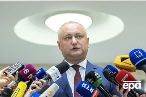Конституційний суд Молдови тимчасово усунув Додона від виконання обов'язків