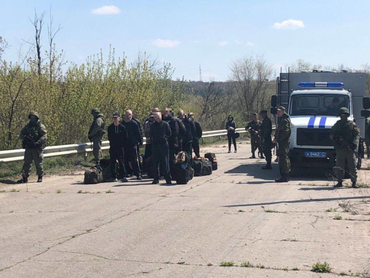 С декабря 2018 года по апрель 2019-го с оккупированной территории Луганской области переправили 195 граждан Украины