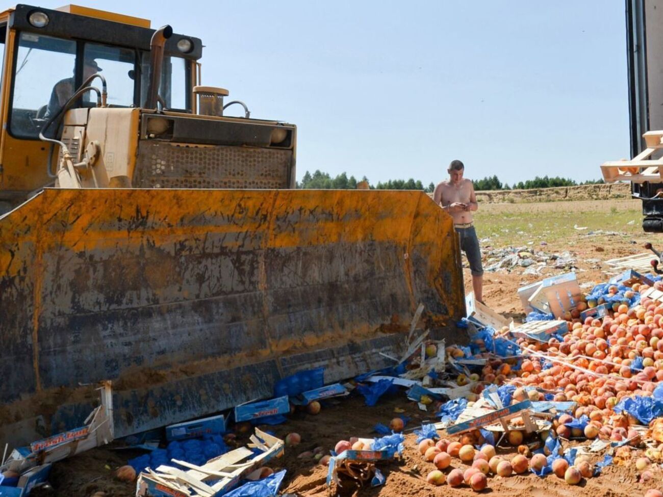 Санкционные продукты в РФ уничтожают с 2015 года