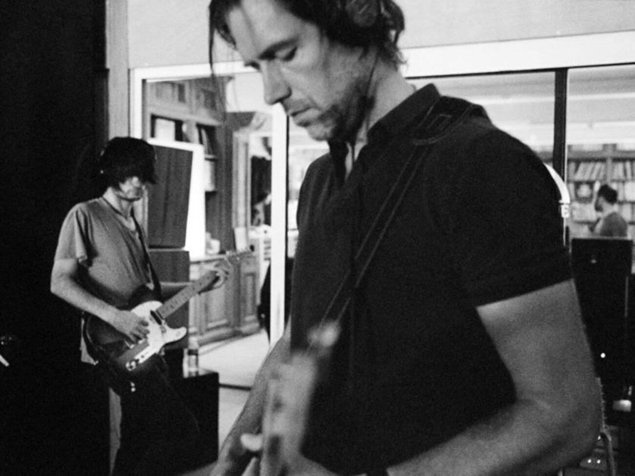 Radiohead:&nbsp;Вместо того, чтобы жаловаться или игнорировать ситуацию, мы выпускаем все 18 часов