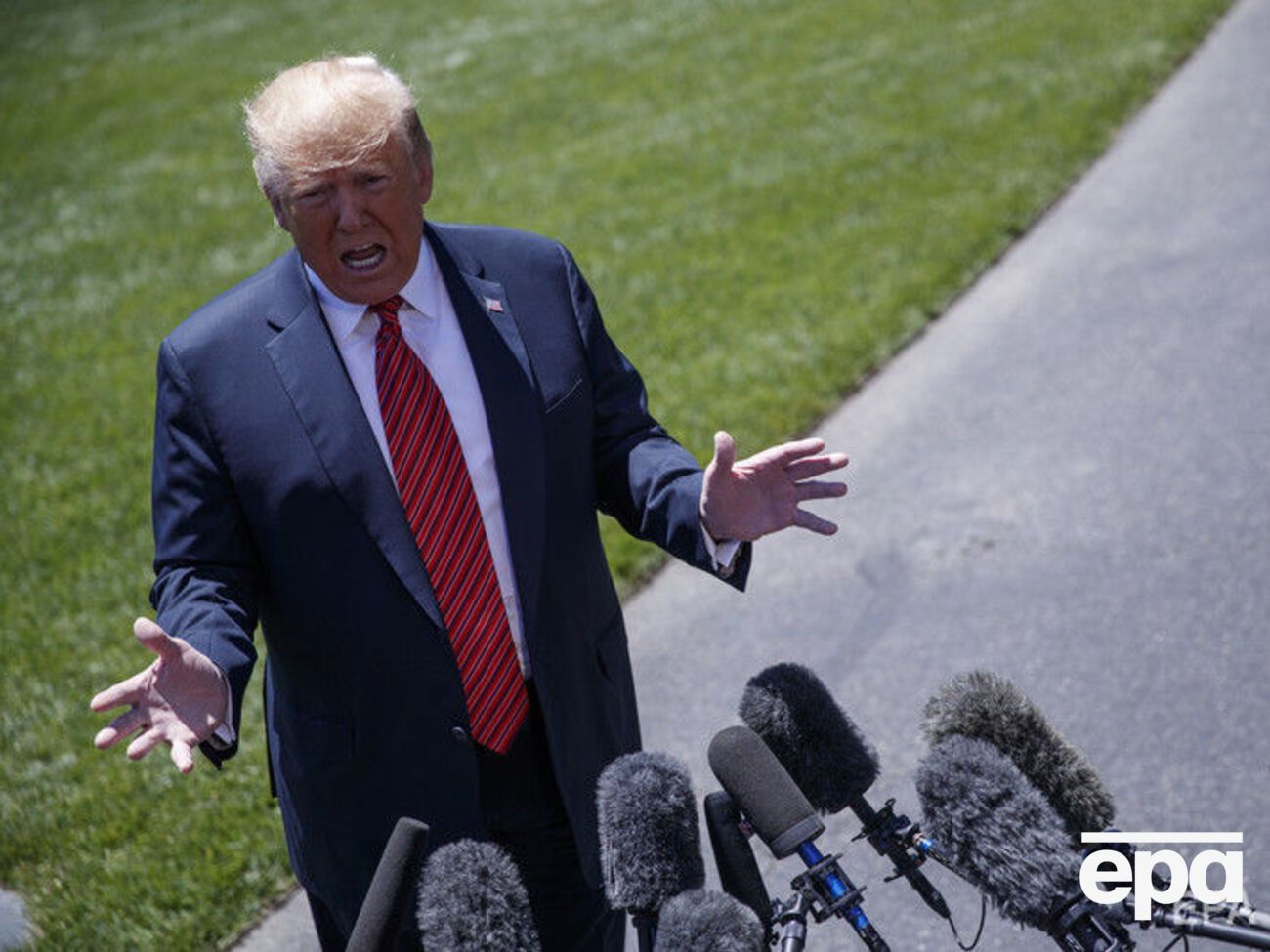 Трамп заявив, що його опоненти-демократи &ndash; це люди "недоумкуваті"