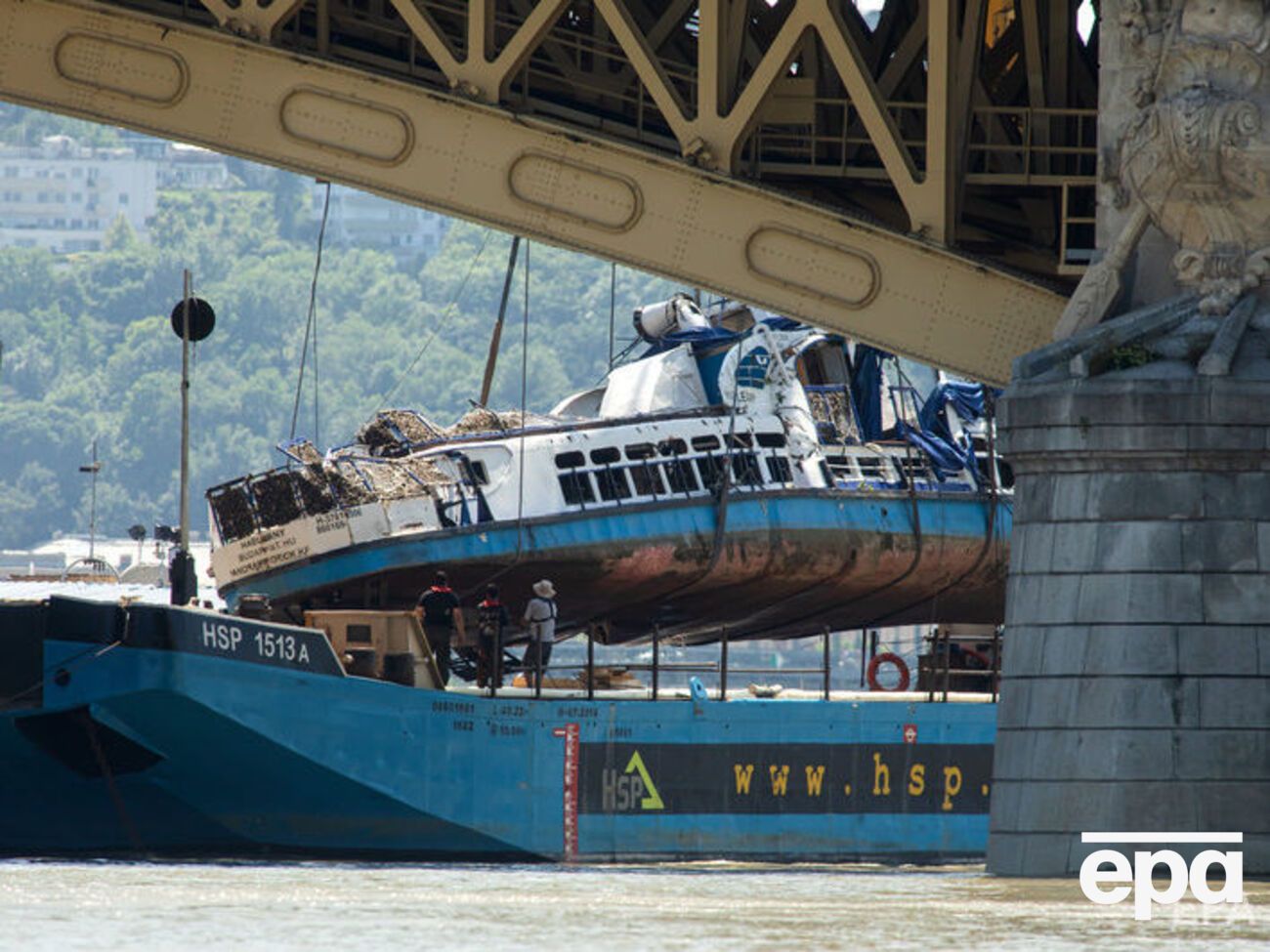 В результате кораблекрушения погибло 24 человека, еще четверо считаются пропавшими без вести