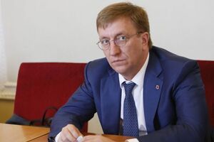 Колишній співробітник СБУ і народний депутат Бухарєв задекларував квартири, будинки, годинники й автомобілі