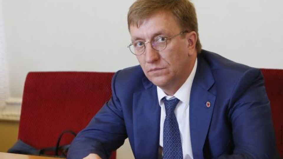 Колишній співробітник СБУ і народний депутат Бухарєв задекларував квартири, будинки, годинники й автомобілі