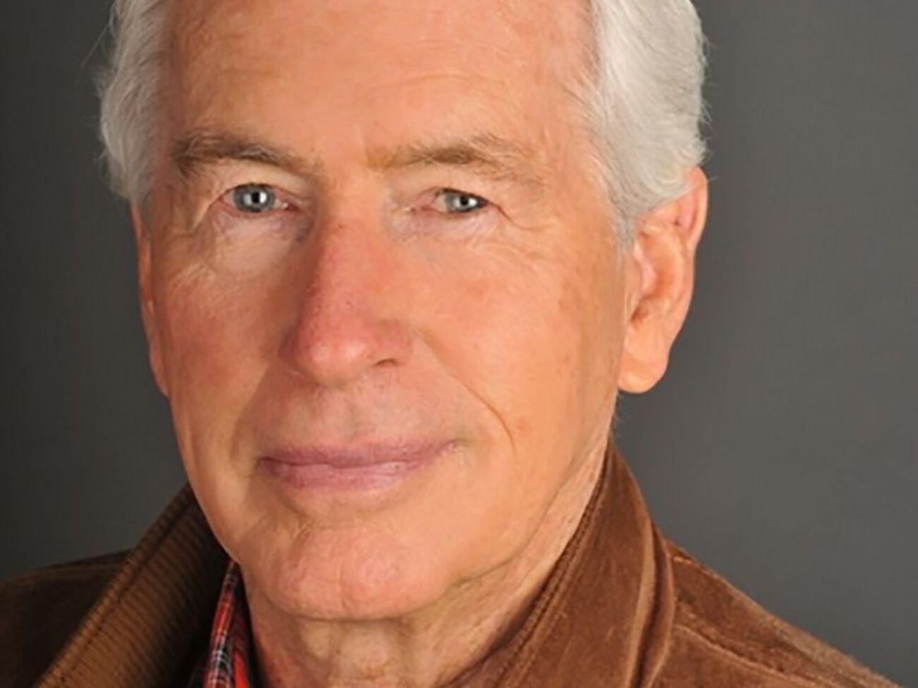 МакМуллан страдал от заболевания центральной нервной системы