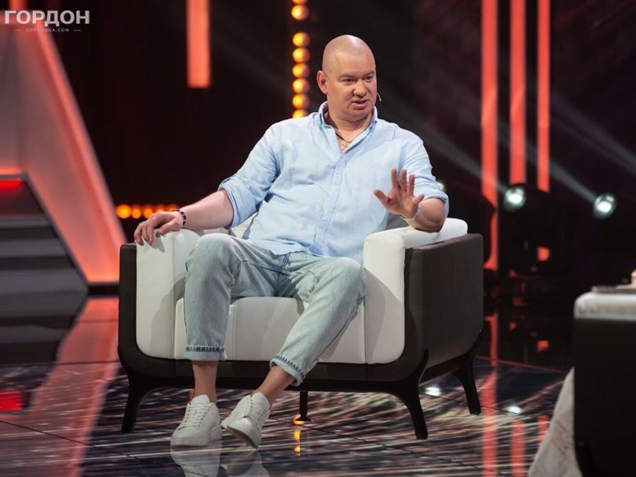 Кошовий: Зеленський повз першокурсницю проходить, вона проводжає його поглядом &ndash; і... Просто падає