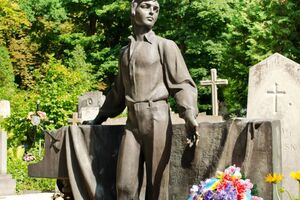 Івасюка поховано у Львові