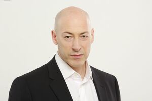 Гордон: Смешко подставит Зеленскому плечо в любом случае, потому что они близки любовью к Украине, своими предпочтениями