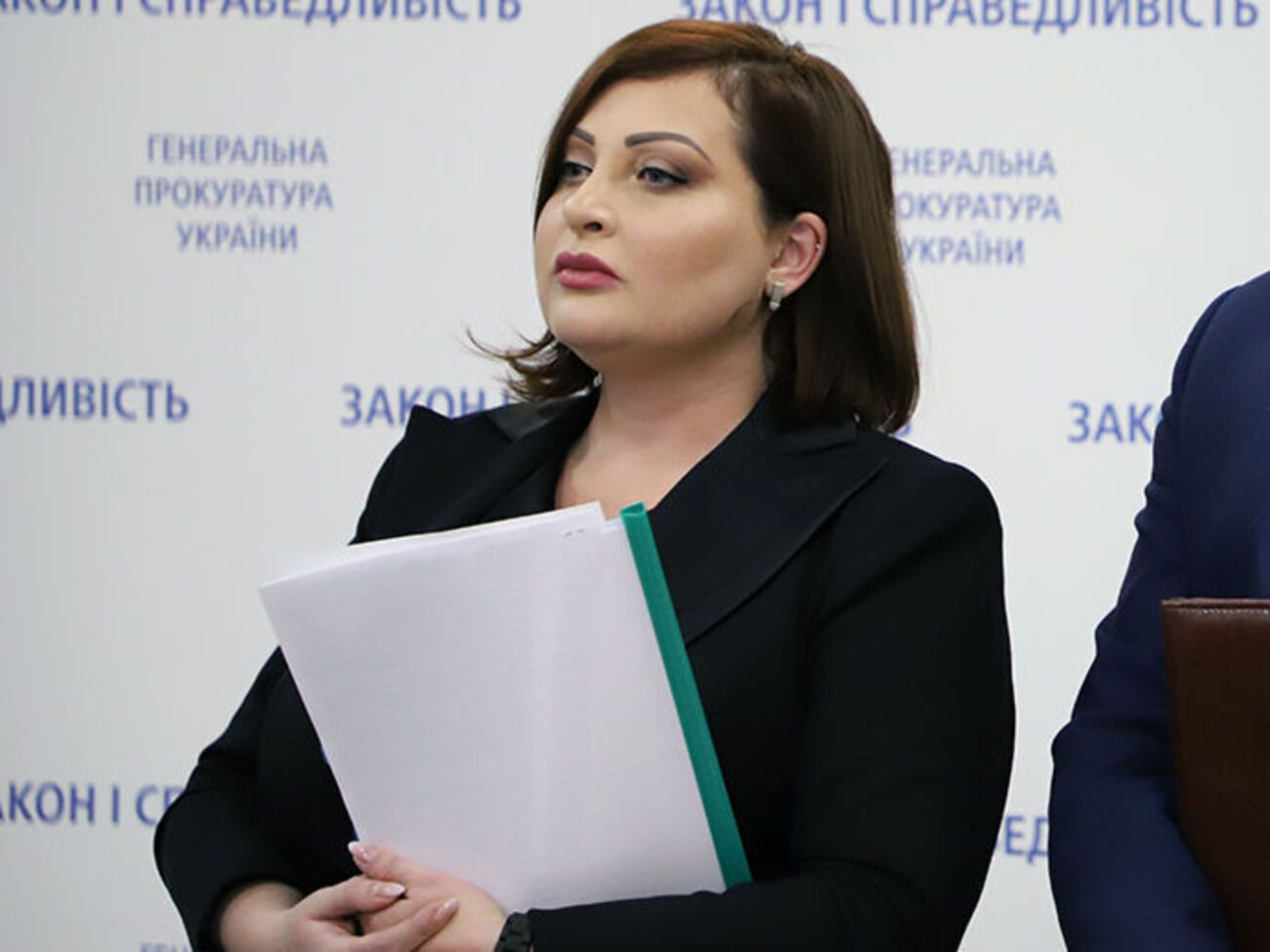 Варченко заявила, что ГБР расследует "огромное производство о том, как распродавалось военное имущество и подрывалась обороноспособность государства"