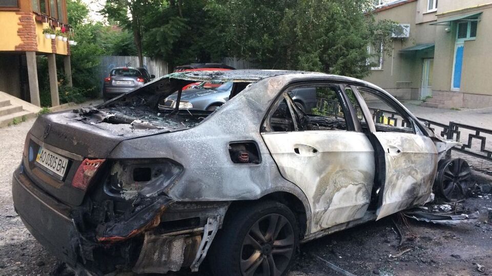 Авто Цапа підпалили о 4.17 13 червня