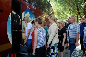 Жителів окупованого Донбасу організовано завезли в село Покровське Ростовської області