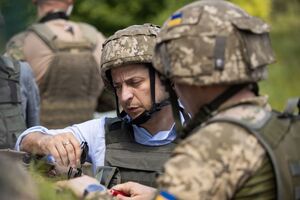 Президент Украины Владимир Зеленский опубликовал указы о назначении руководства Нацгвардии