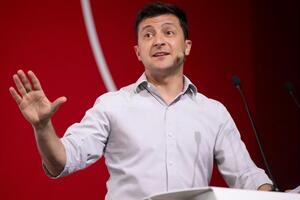 Зеленский назначил временно исполняющих обязанности глав двух областей