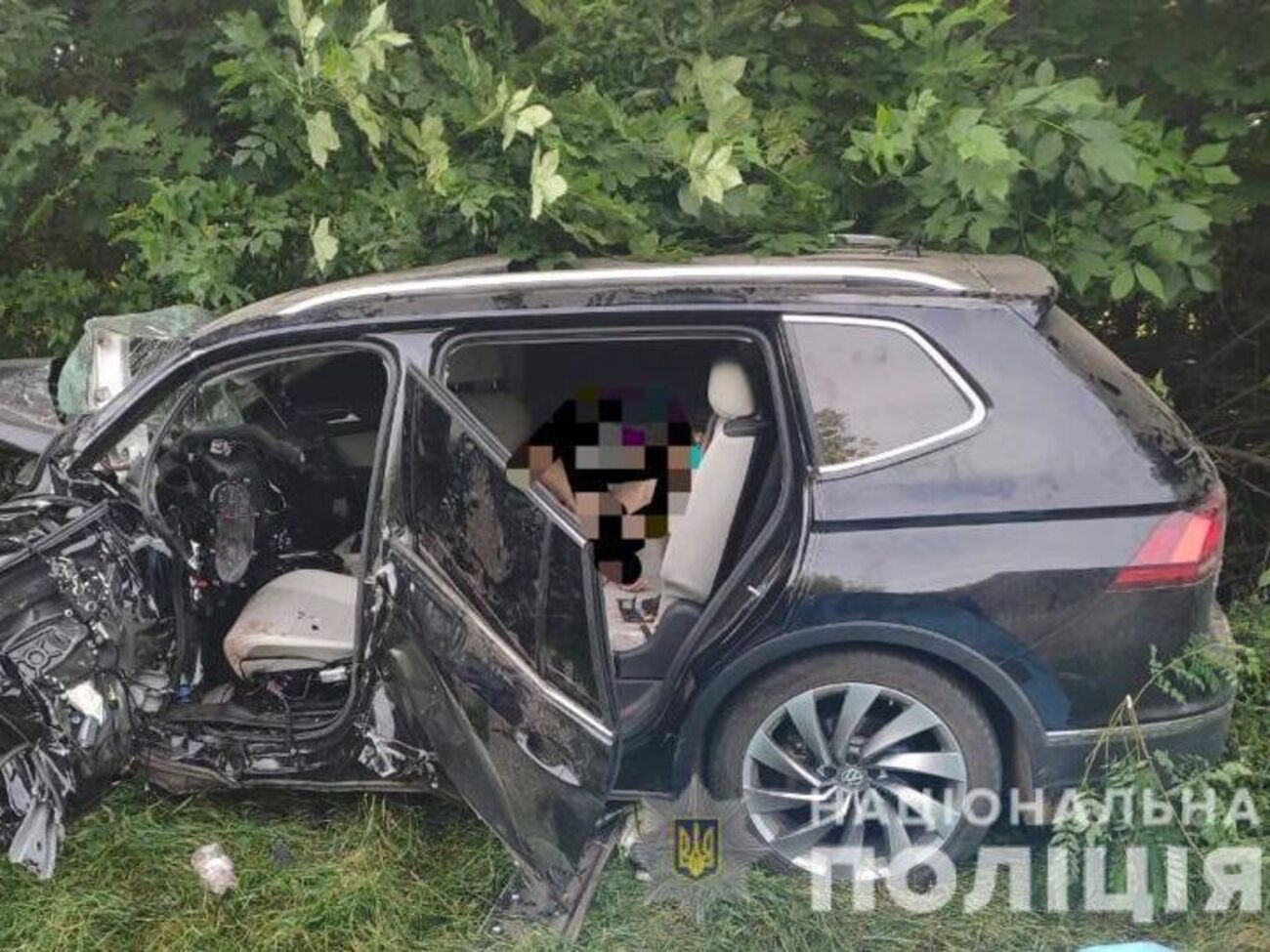 Четверо людей у ДТП вижило