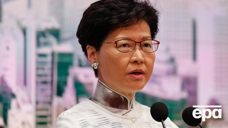 Заява Лам пролунала після вимог жителів міста відправити її у відставку