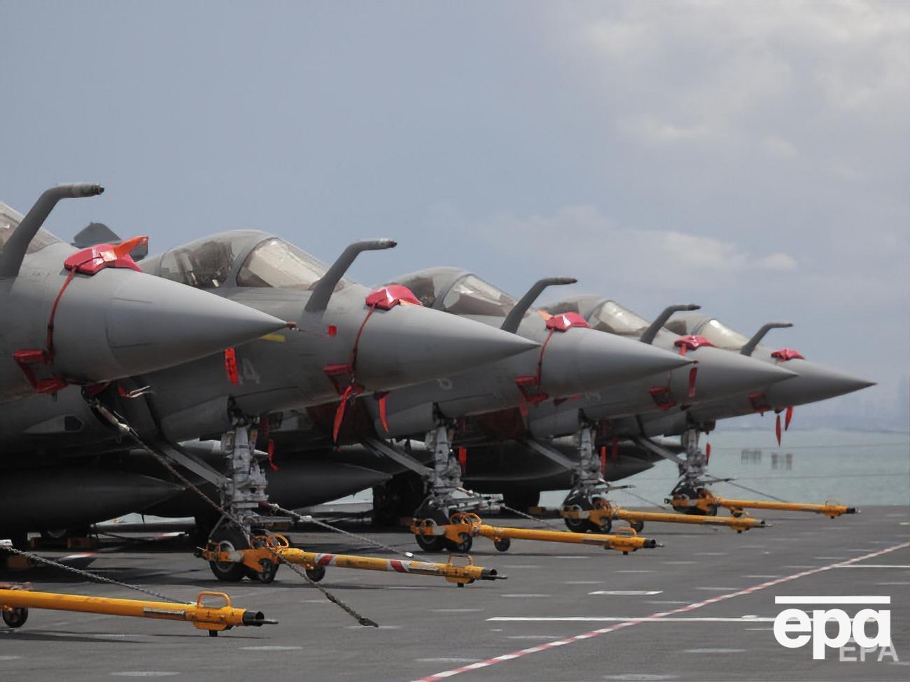 Около 2 тыс. единиц ядерного оружия находятся в состоянии боевой готовности