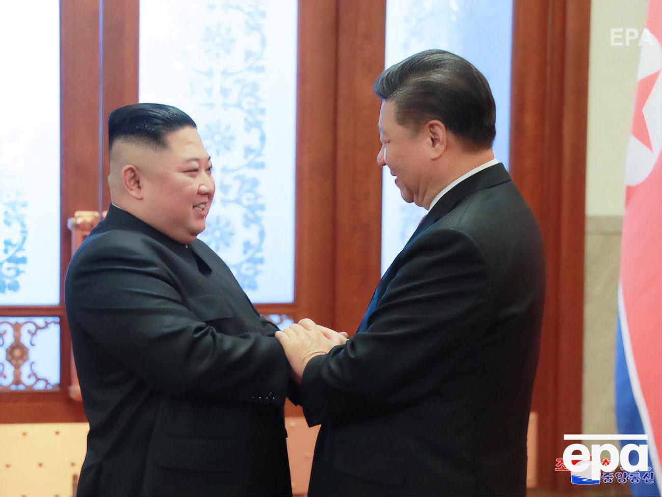 Ким Чен Ын пригласил Си Цзиньпина посетить КНДР