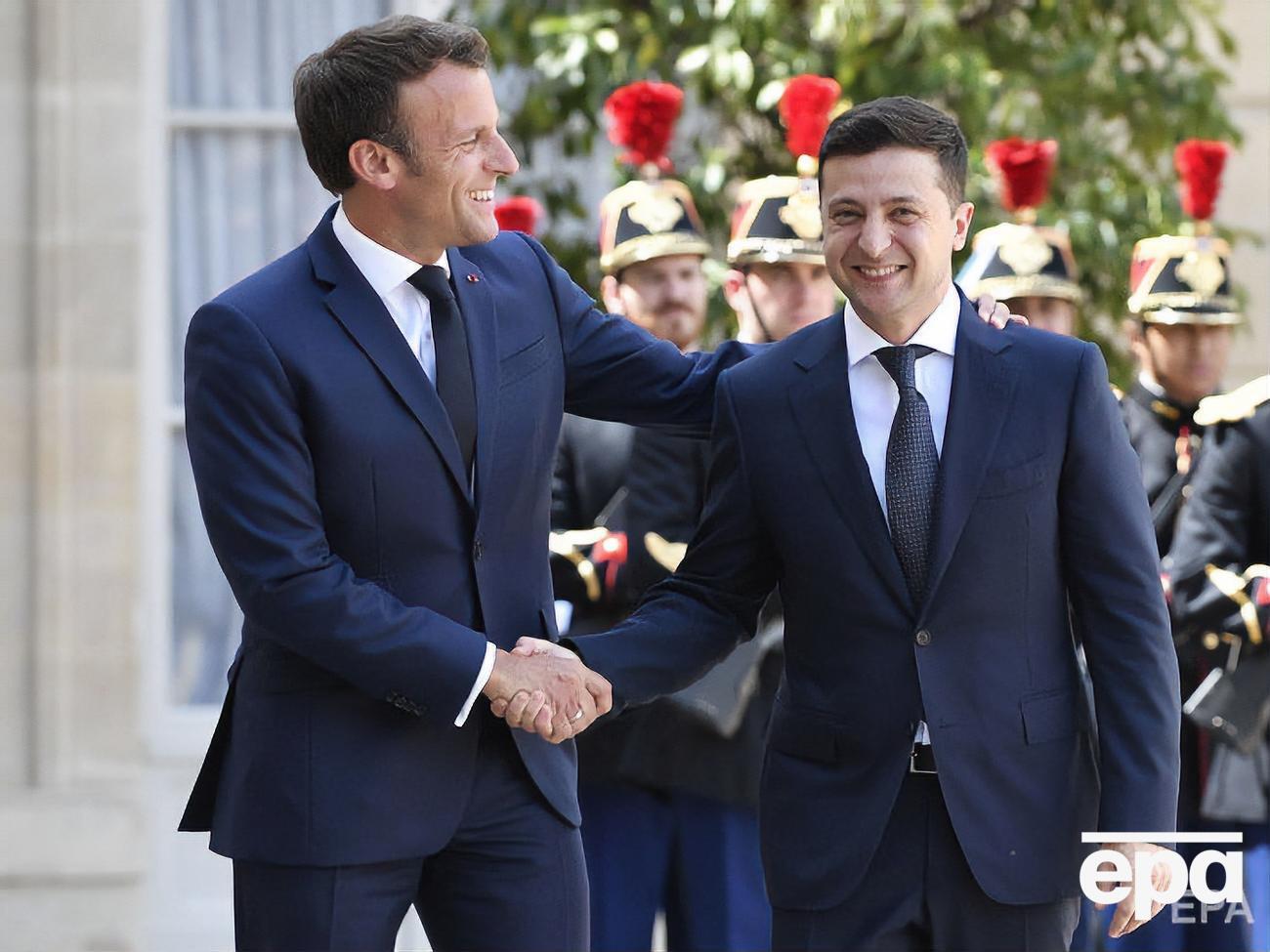 Зеленский о словах Макрона:&nbsp;Тут есть небольшая ошибка&nbsp;&ndash; мы не готовы к диалогу с сепаратистами