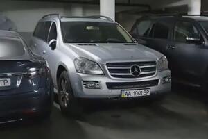 Автомобіль виявили на Печерську на паркінгу