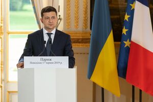 Зеленский встретился с Макроном в Париже