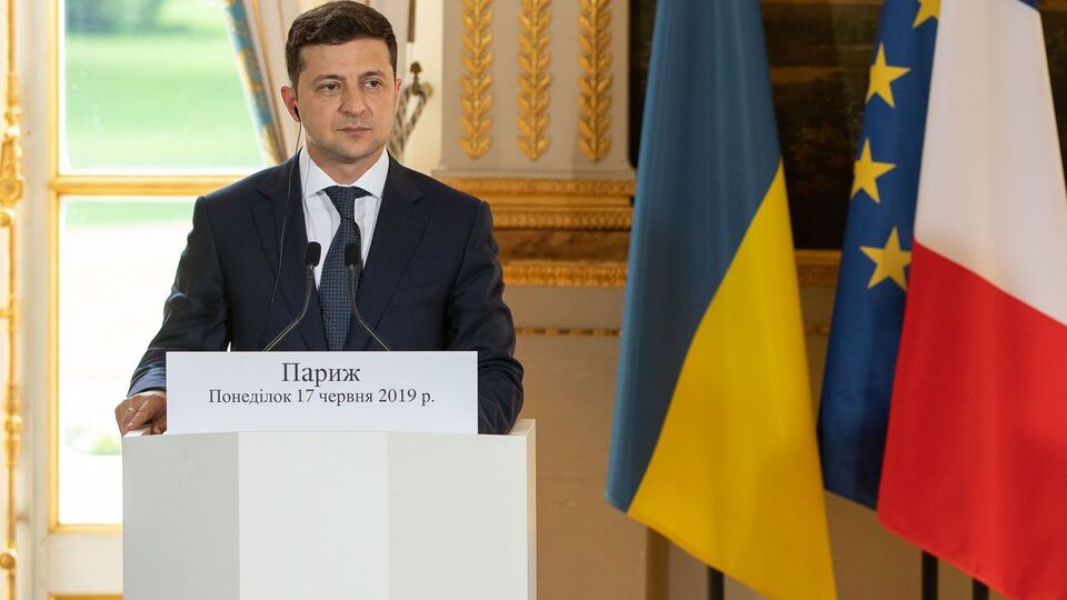 Зеленський зустрівся з Макроном у Парижі