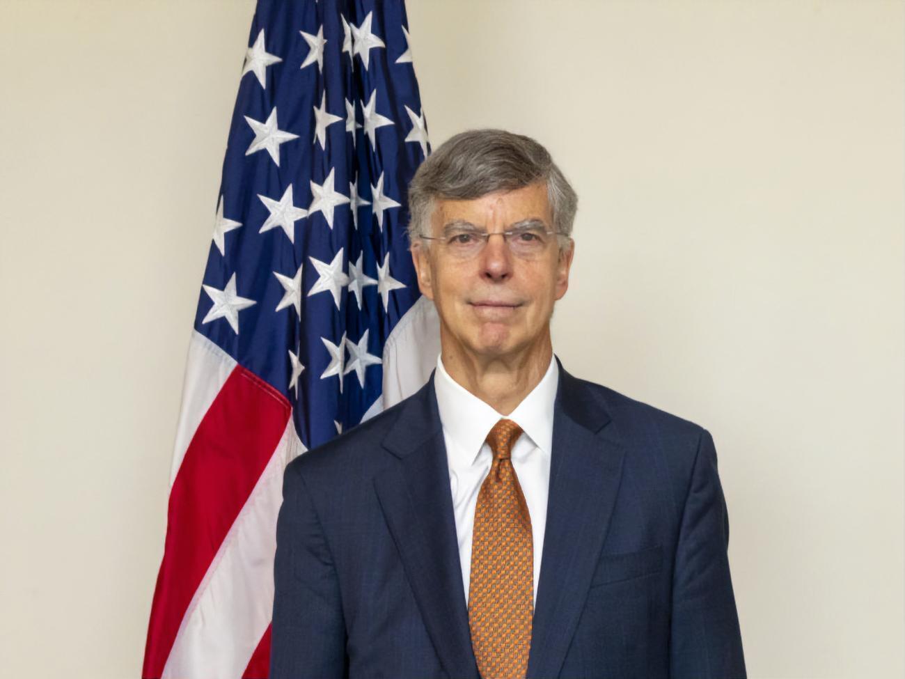 Тейлор был послом США в Украине с 2006-го по 2009 год