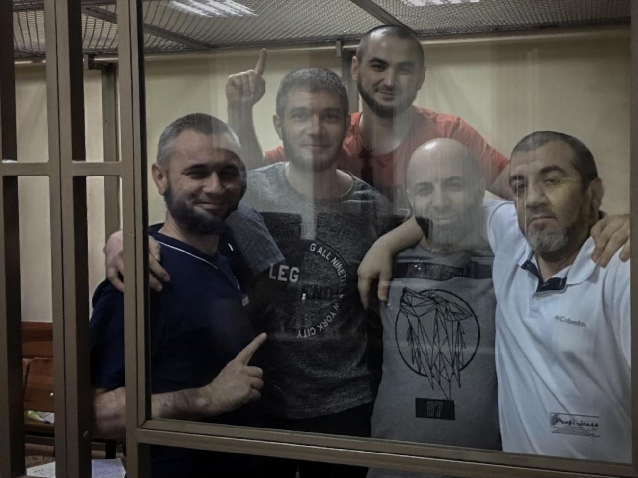 П'ятьом жителям Криму дали в РФ від 12 до 17 років колонії