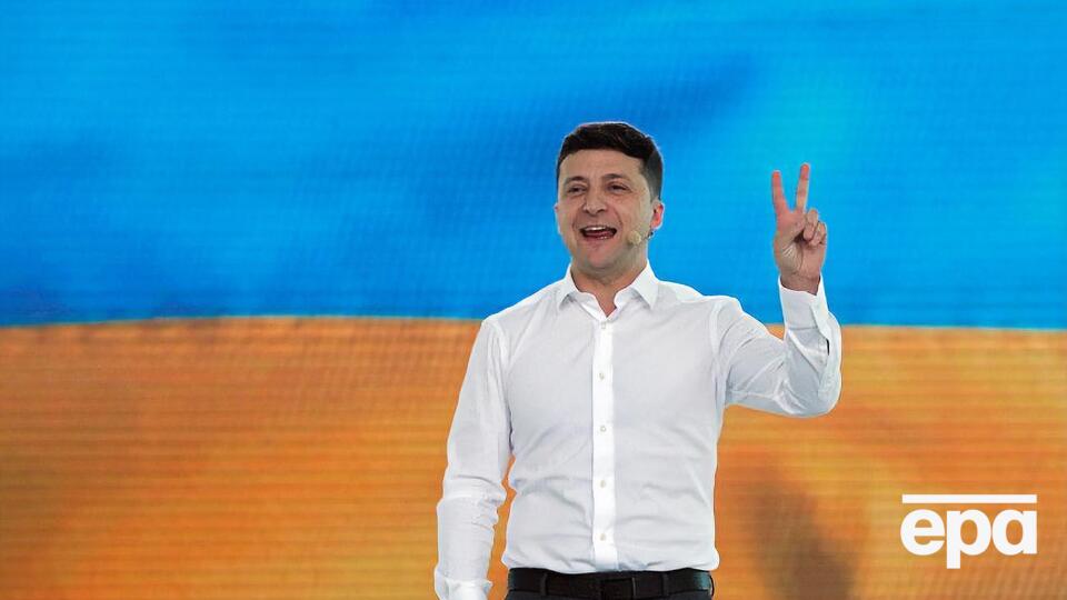 Зеленский заявил, что не ездит на работу на велосипеде, как Голобородько, так как в реальной жизни сейчас это небезопасно