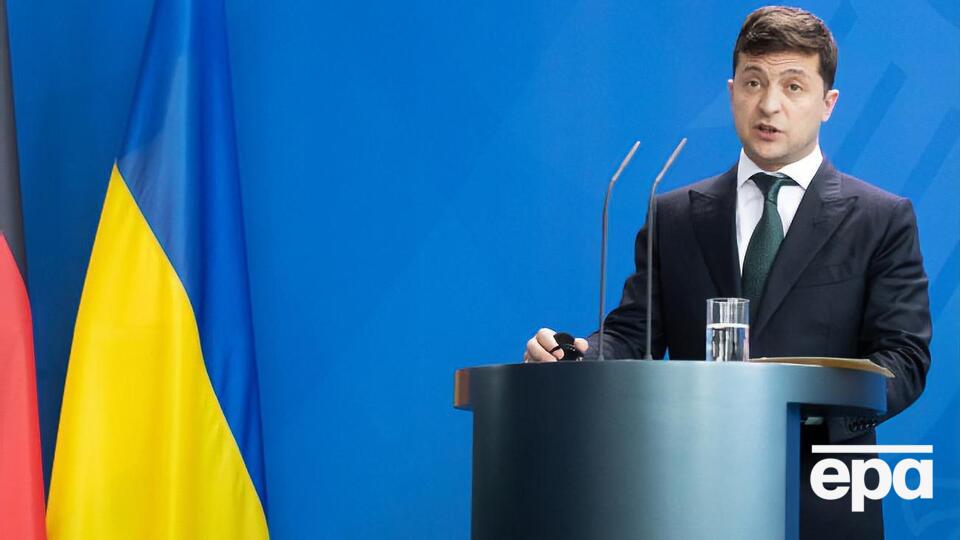 Зеленський сказав, що в нього й Меркель "діаметрально різні позиції" щодо будівництва "Північного потоку – 2"