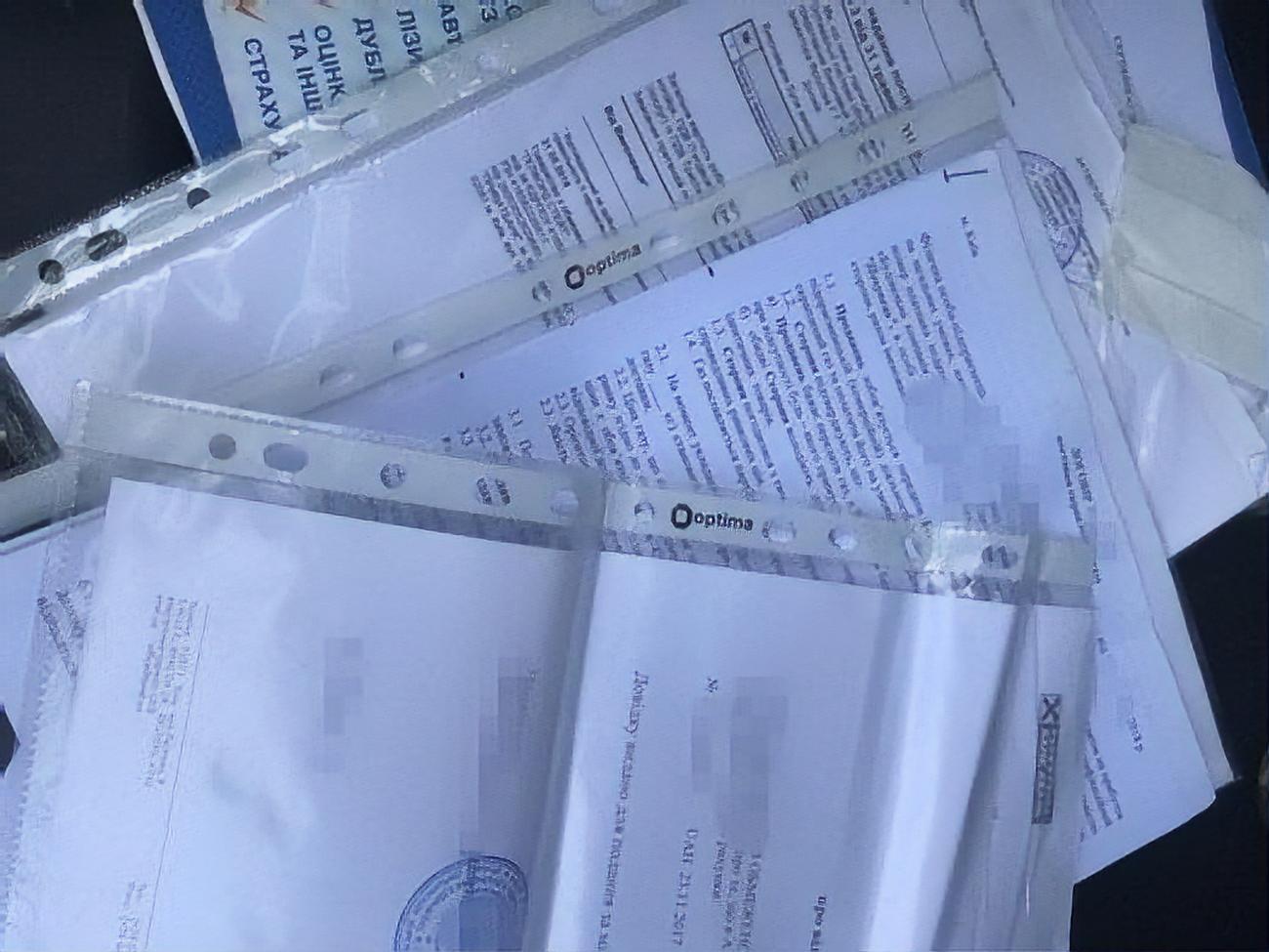 Силовики при обыске обнаружили печати фиктивных предприятий