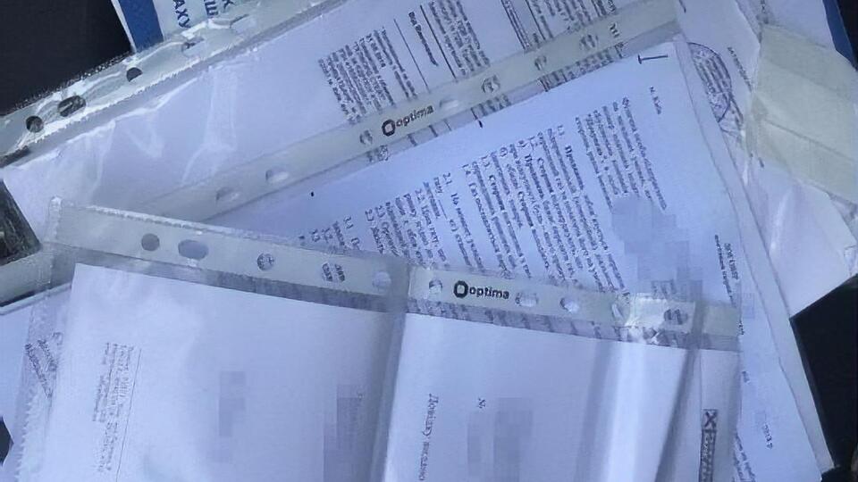 Силовики під час обшуку виявили печатки фіктивних підприємств