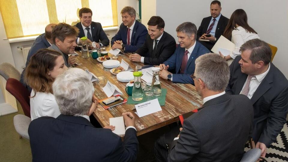 Зеленський у Німеччині зустрівся з керівництвом партій ХДС та "Союз 90 / Зелені"