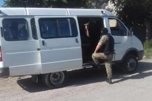 В одному з будинків обшук вже закінчився, зазначили правозахисники