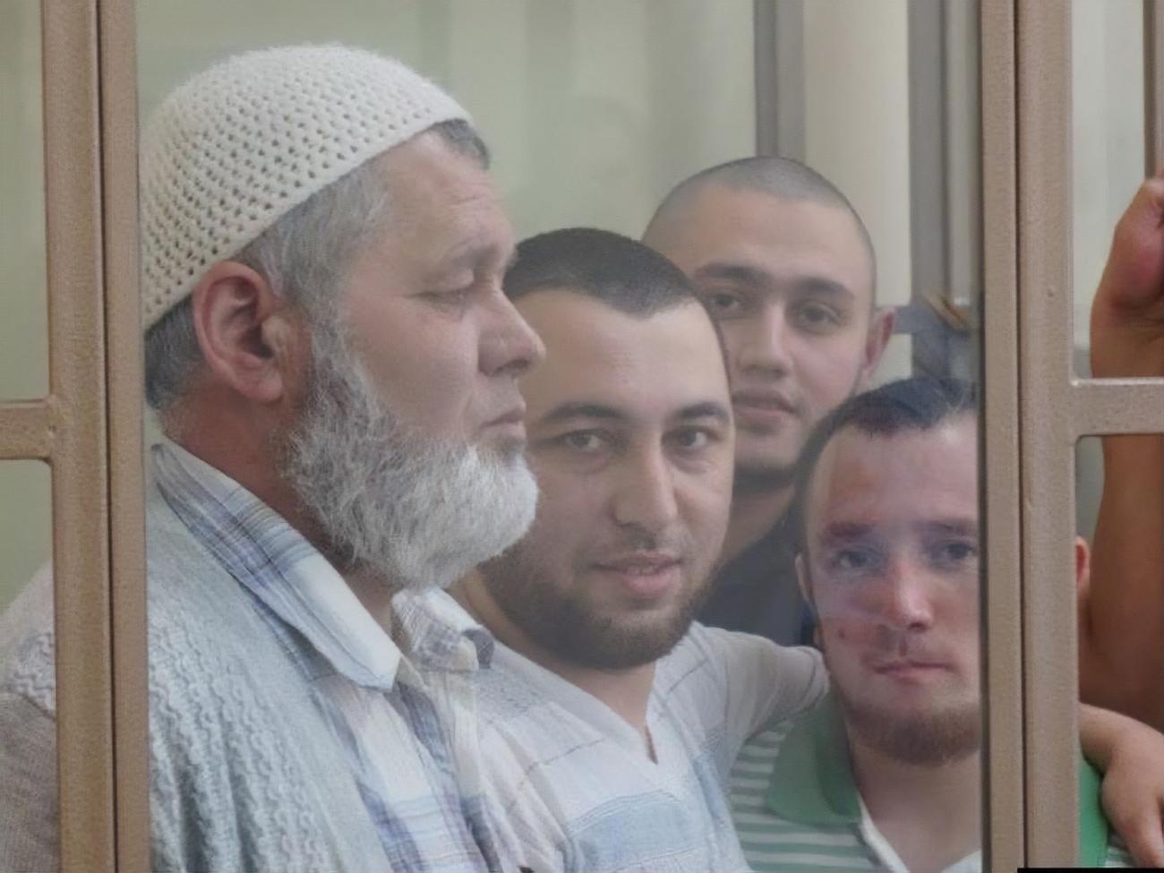 Газиев и другие крымскотатарские активисты, которых в РФ подозревают в участии в организации "Хизб ут-Тахрир"