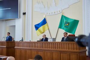 На сесії міськради виступив нардеп Євгеній Мураєв