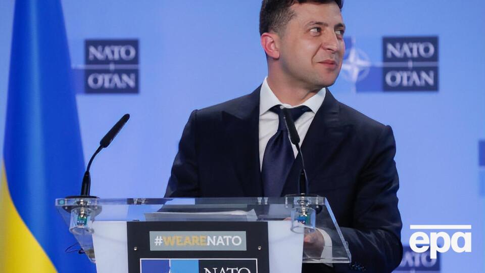 Зеленский назначил представителей Украины в ТКГ